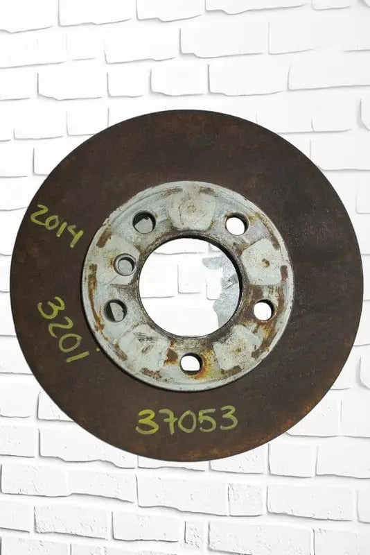 Disco De Freno Trasero  Bmw Serie 3 2014 Izquierdo