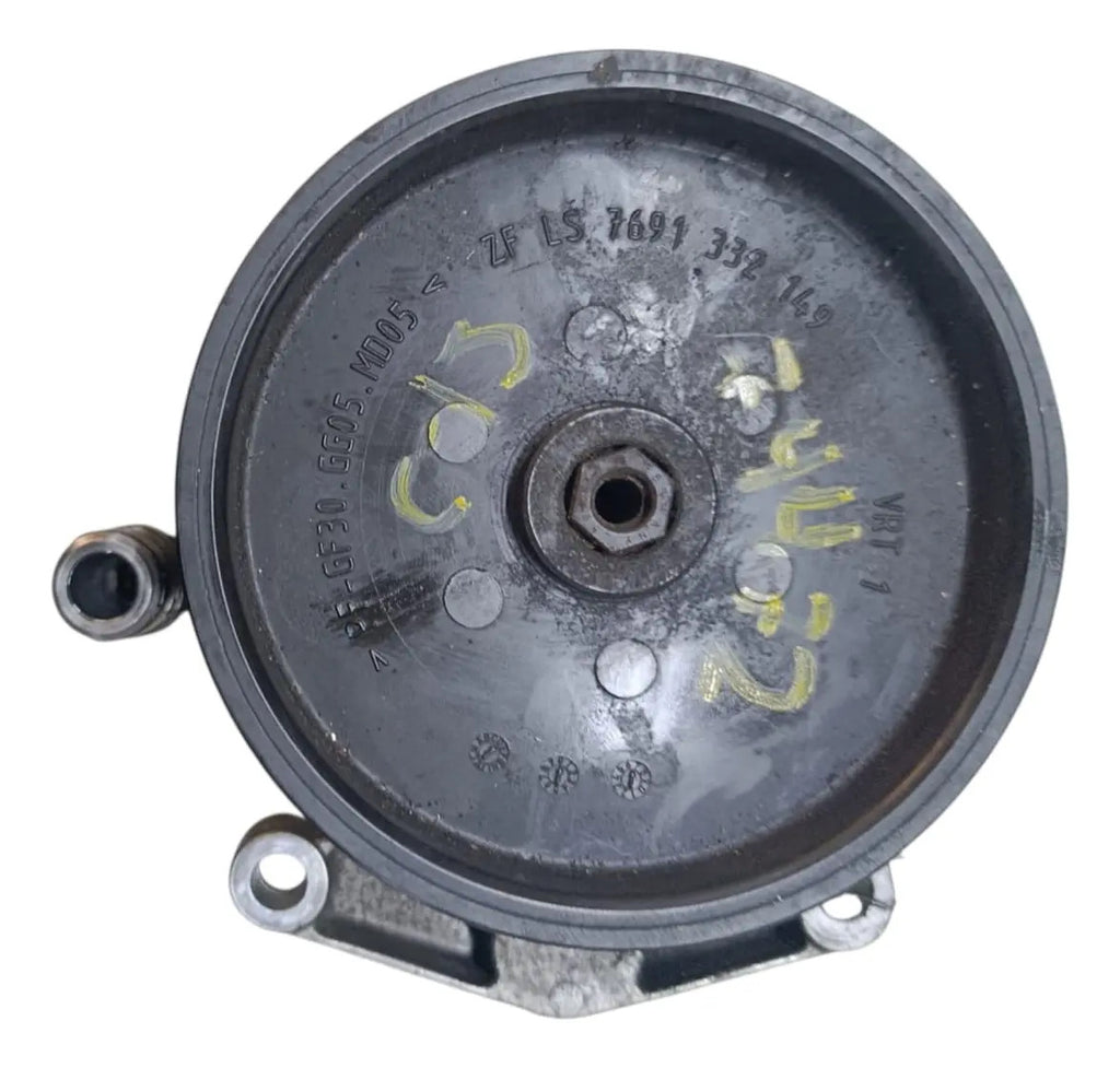 Bomba De Direccion Mercedes Benz Clase C 2013 74472 F