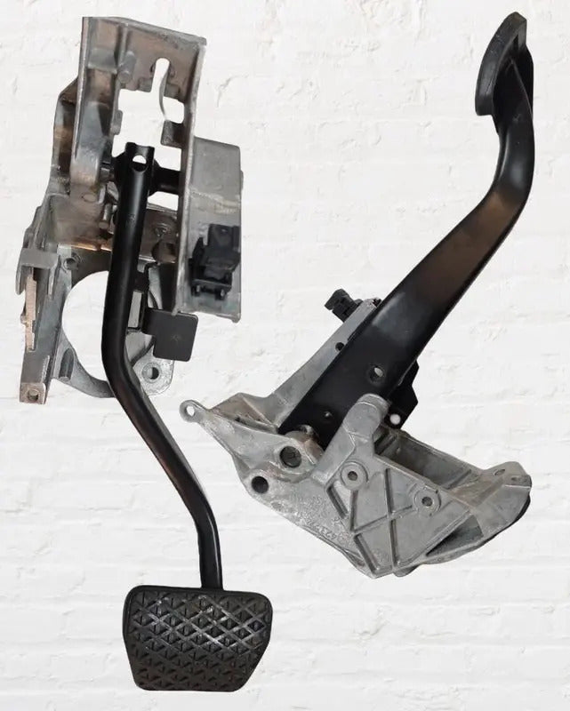 Pedal De Freno Bmw Serie X1 2013