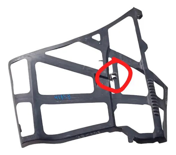 Guia De Fascia Trasera Peugeot 307 2008 Izquierdo