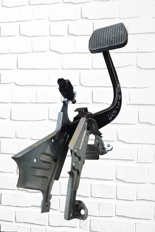 Pedal De Freno Con Base Volvo Xc90 2007