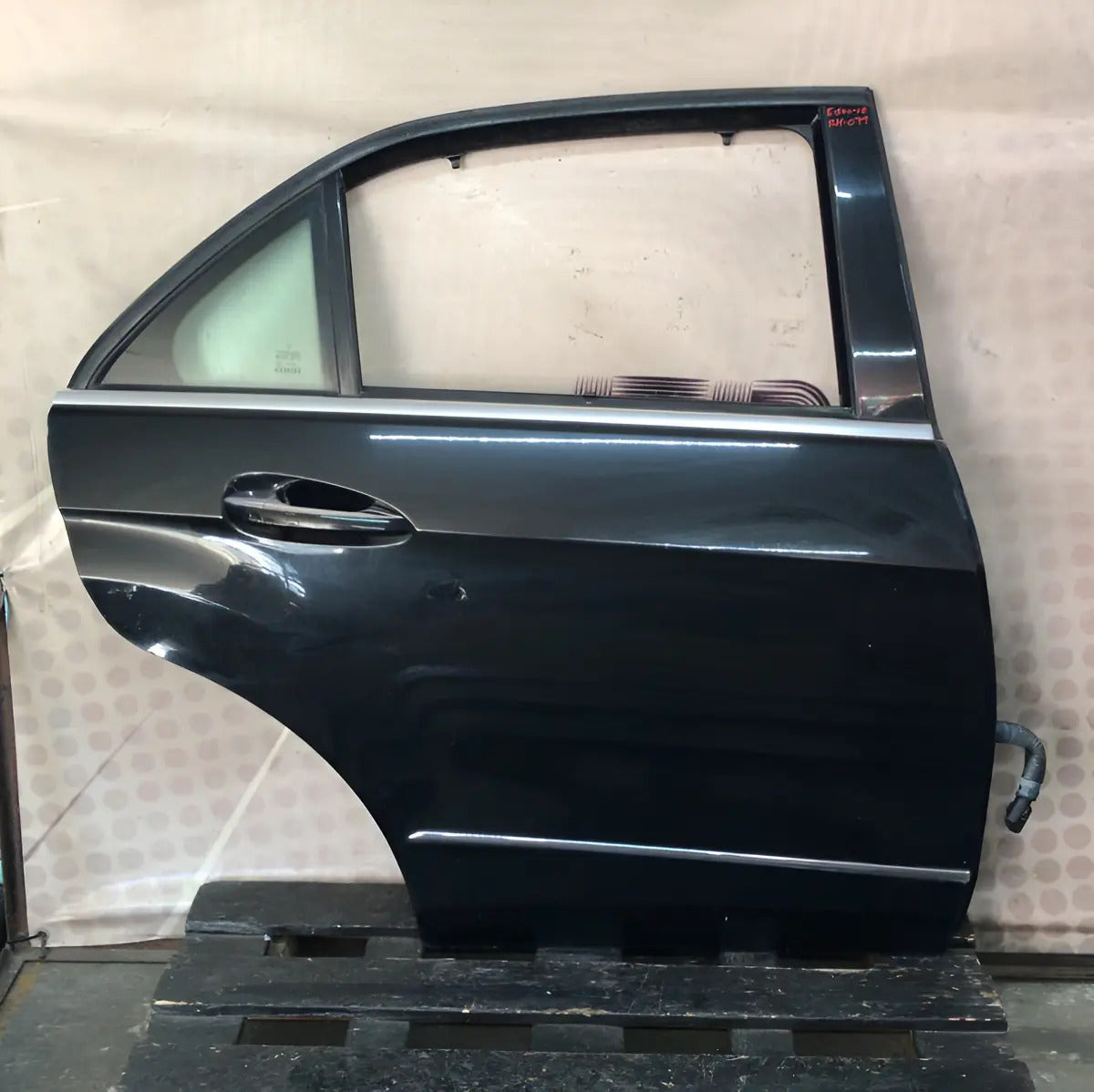 Puerta Trasera Mercedes Benz Clase E 2010 Derecha