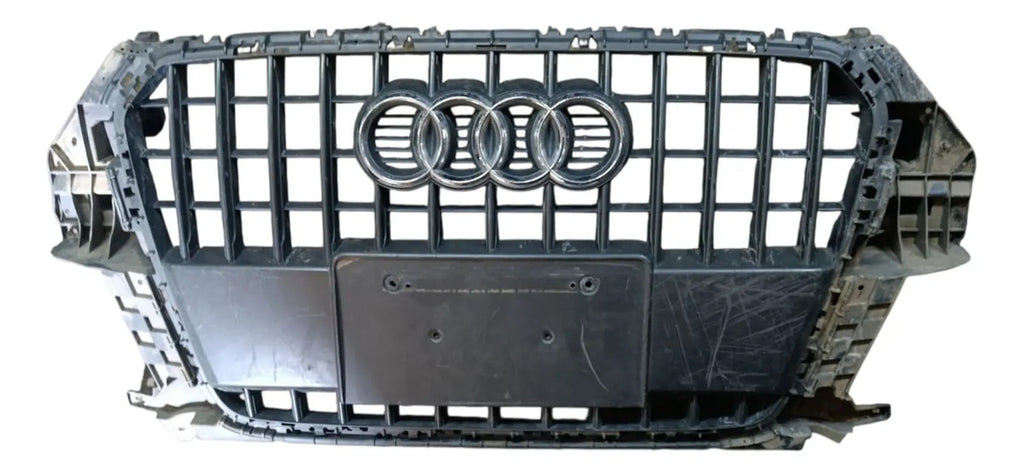Parrilla Audi Q3 2016