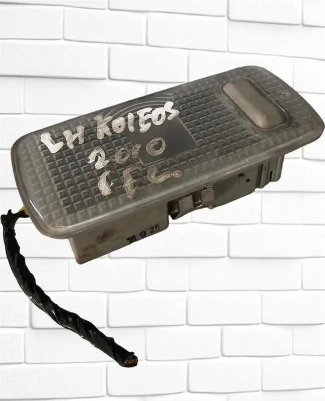Luz De Cortesia Renaultkoleos 2010