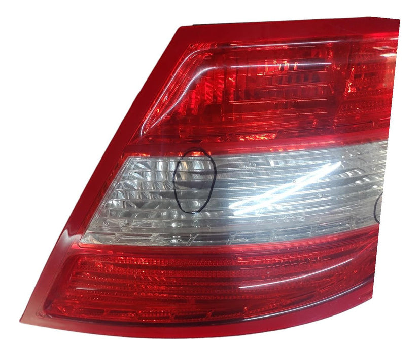 Calavera Mercedes Benz-clase C 2008 Derecho