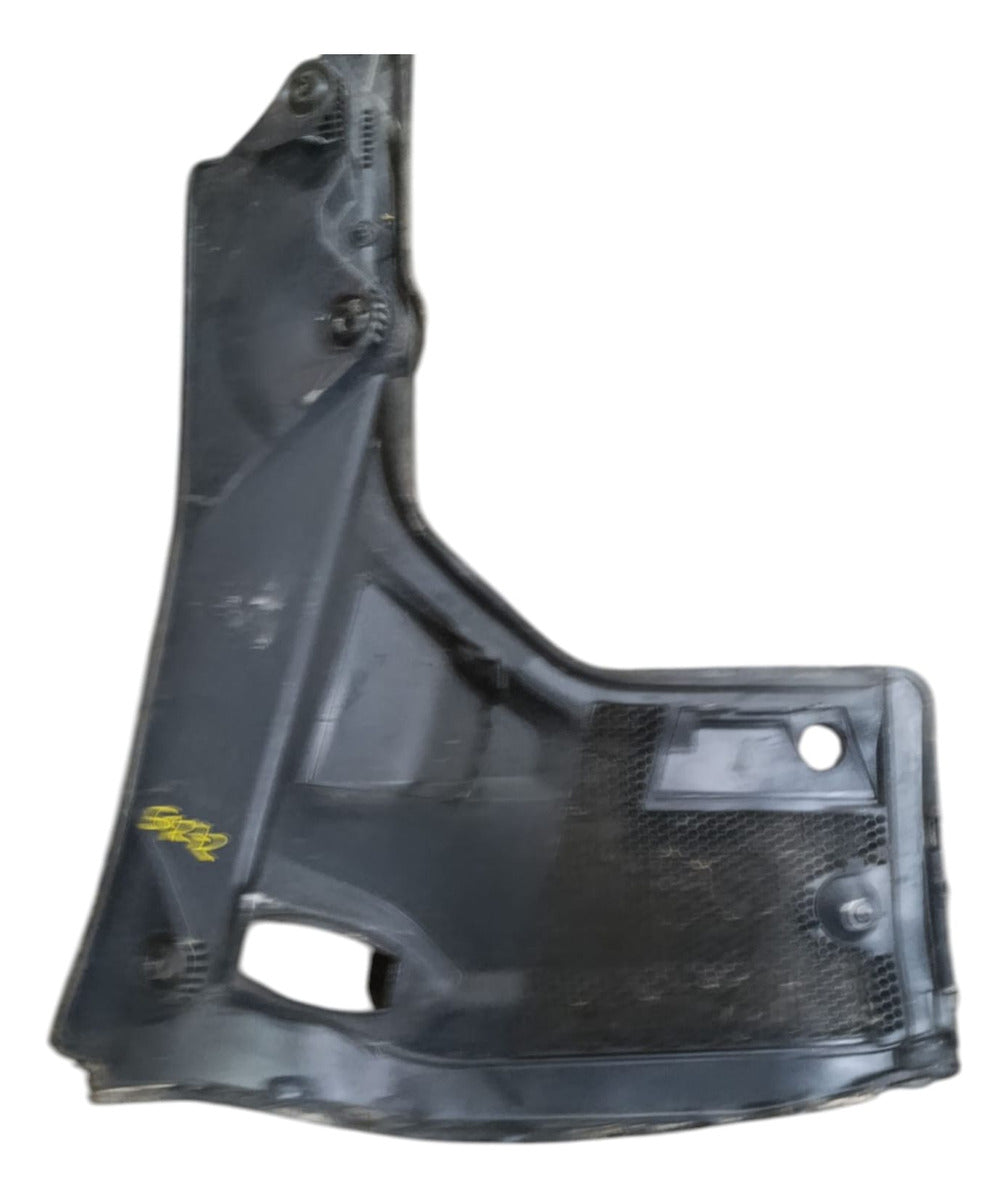 Tolva De Limpiabrisas Lateral Mercedes Benz Clase C 2022