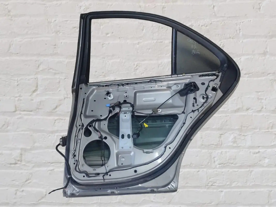 Puerta Trasera Mercedes Benzclase C 2003 Rh