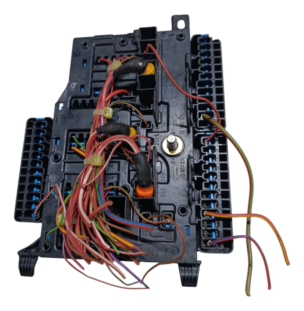 Caja De Fusibles Bmw Serie X2 2020