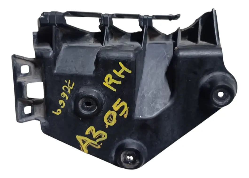 Guia De Fascia Trasera Audi A3 2005