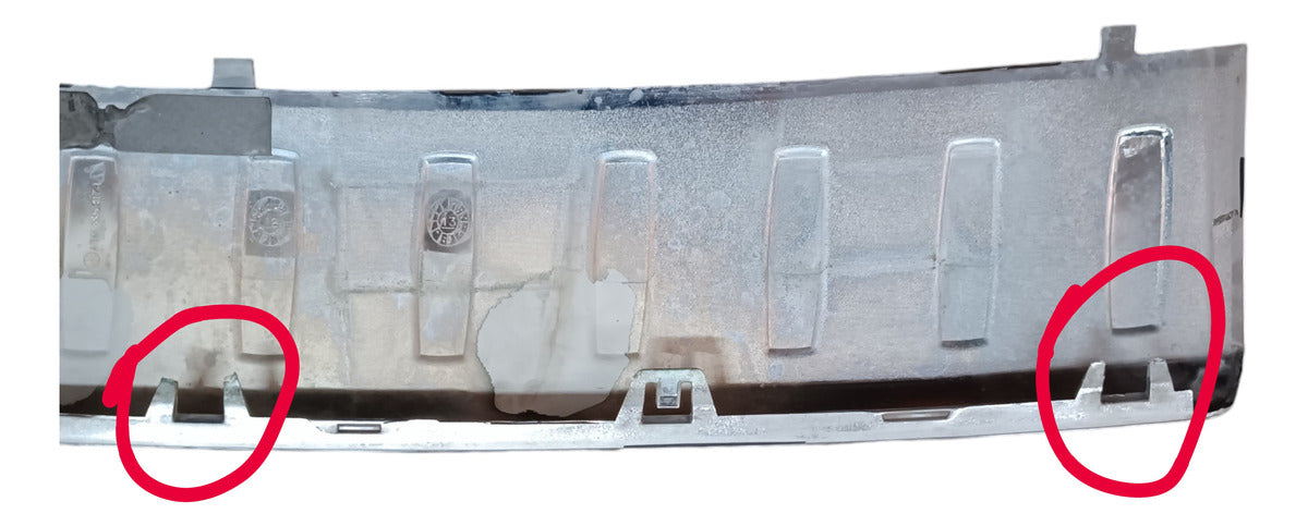 Moldura Central De Fascia Trasera Mercedes Benzclase Ml 14